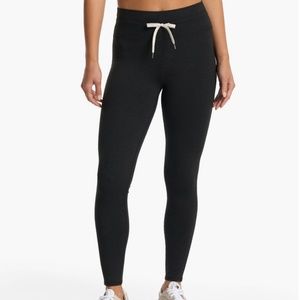 Brand New Vuori Halo Vintage Leggings in Black Heather Size Small